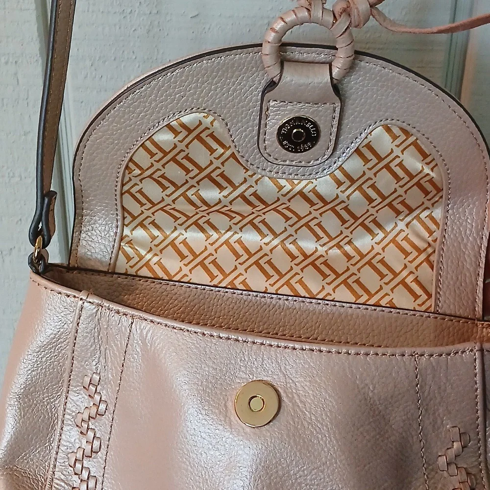 Tignanello Light Frosted Pink Leather Crossbody Bag - Picture 8 of 11